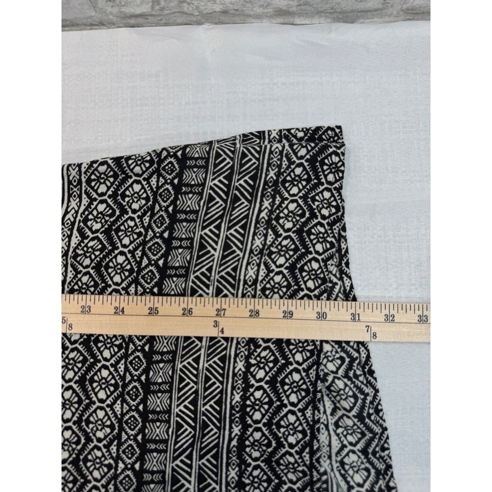 dalin. Tunic Top Black White Print with Turquoise Beaded V-Neckline Size Large - Picture 9 of 13